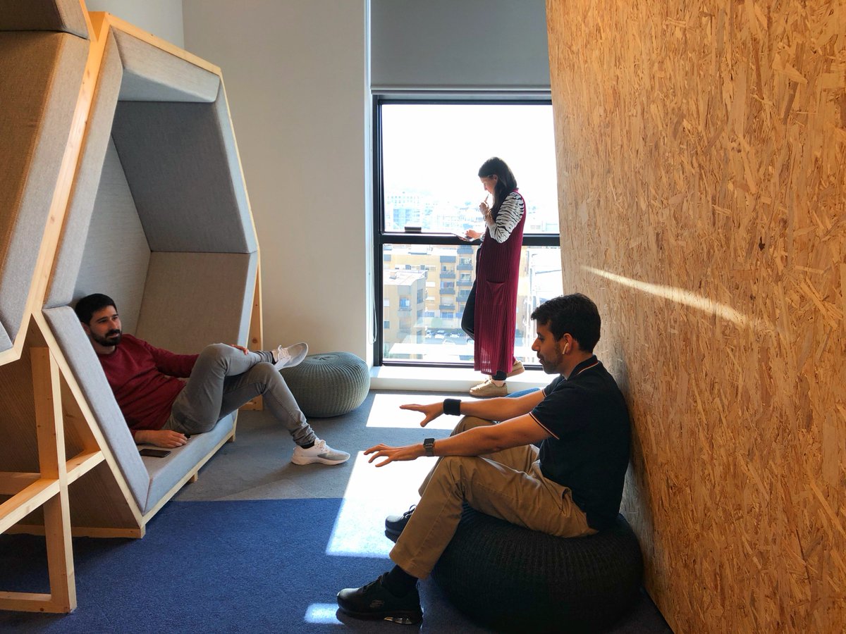 xMoney_com's tweet photo. We've been busy these past few weeks! We thought we'd take you into the #UTRUST office to give you a few snapshots of what's been going on. Our heads are down and working hard.

You'll know why soon. Keep an eye on out for big news 😉

#Blockchain #Crypto #Fintech #StartupCulture https://t.co/QhLzJaOdqA