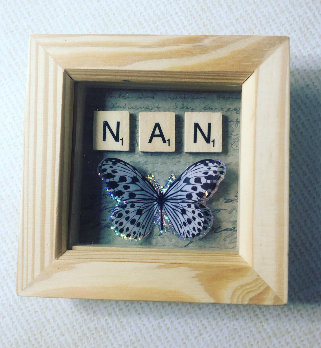 crafts_mc's tweet image. Mini box frames are great for a lovely gift, available at Joys Card Cabin as of Thursday... if you would like to reserve let me know as they sell out quick! #boxframe #miniframe #mum #nan #ocd #scrabble #handmadewithlove @JulieMcAdam35