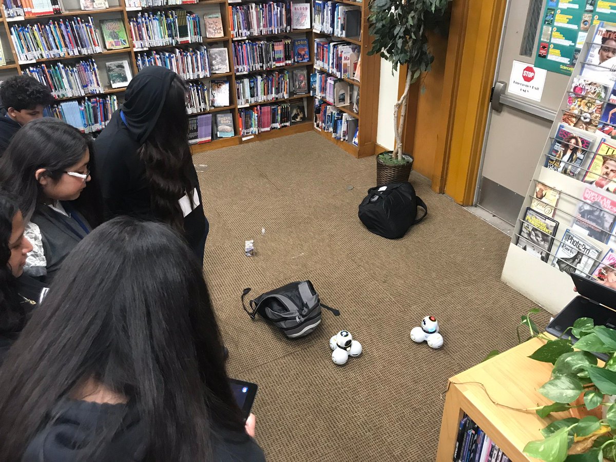 rhcanales's tweet photo. Day 1 of the Ed-Tech Playground was a success! Students in our Library experienced @DoInkTweets , @GoogleARVR , @WonderWorkshop , @SpheroEdu , @LEGO_Education , and @Makeblock stations! Can't wait for Days 2 and 3! #LeConteEagles #PS3LAUSD #ITF_Chat #CS4LAUSD https://t.co/74Gmkf97Ju