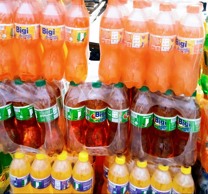 sanmiomotosho's tweet photo. @ritefoodsng Bigi products @ All Bright super market, Ikorodu #13DaysChallenge #EasterRush https://t.co/1mLlxbScB5