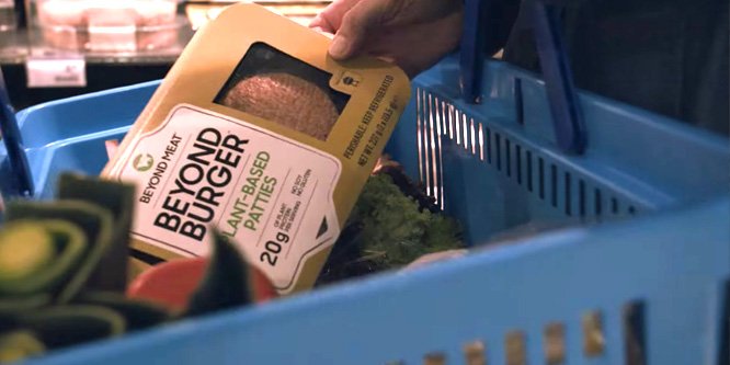 mlakier's tweet photo. Where’s the (alt) beef? Key industry leaders discuss the future of plant-based meat alternatives and the industry impact | #FoodInnovation #Meat #Retail  https://t.co/J63P5aJhWl https://t.co/6Lp4Ng5lly