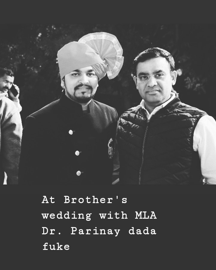 ShubhamAvinash6's tweet image. At Brother&apos;s wedding with MLA Dr parinay dada fuke