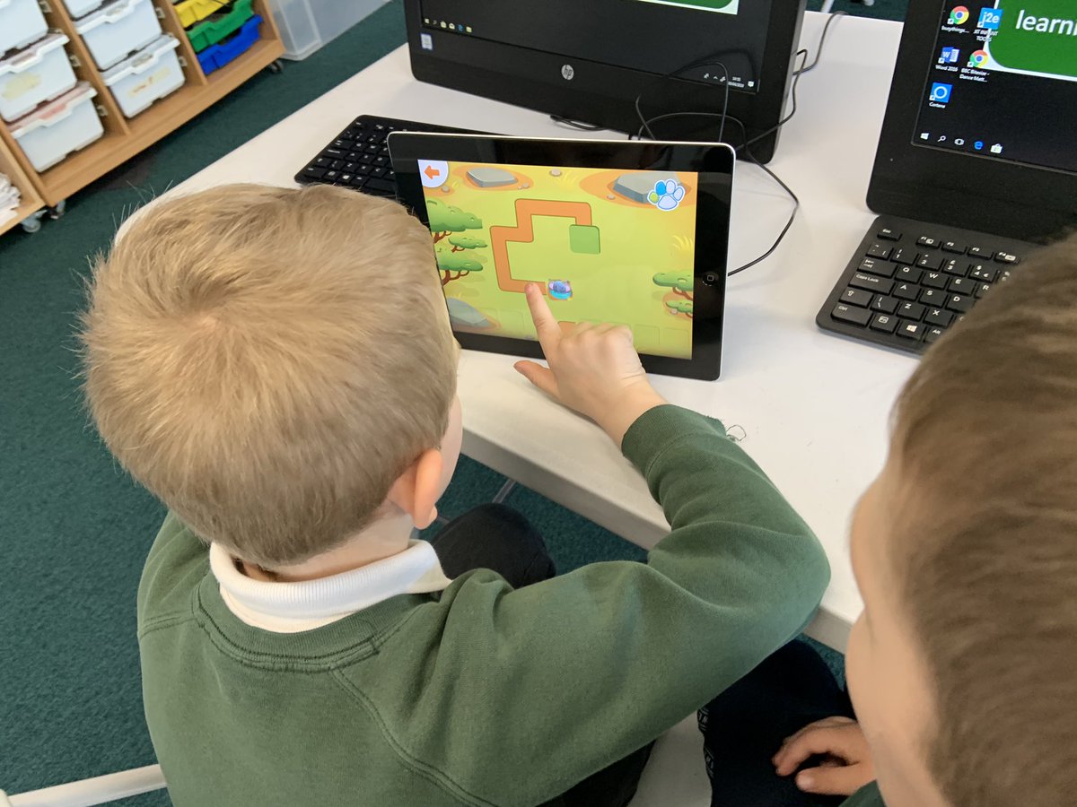 EatSleepICTRpt's tweet photo. My third Year 1 class finally got their hands on #CodingSafari created by @hopsterTV . This free app really is the best way to start teaching programming to Year 1! First lesson sorted!! Please bring out more apps like this for older children Hopster Team! https://t.co/AWBUlpqsio