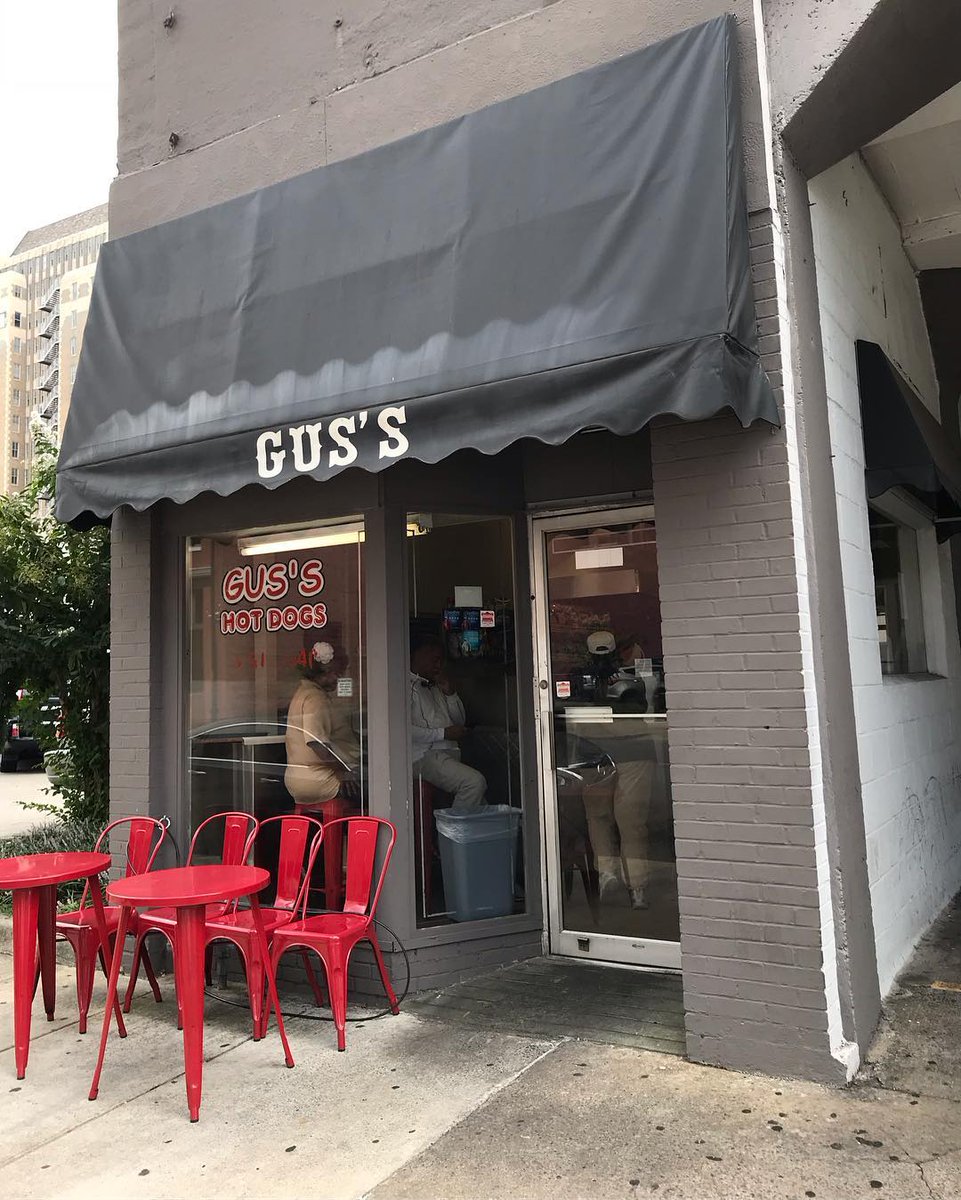 inbirmingham's tweet photo. If you're looking for an authentic Birmingham hotdog, look no further.
📸: @papiuch on IG
📍: Gus's Hot Dogs https://t.co/5ieHNinPwS
