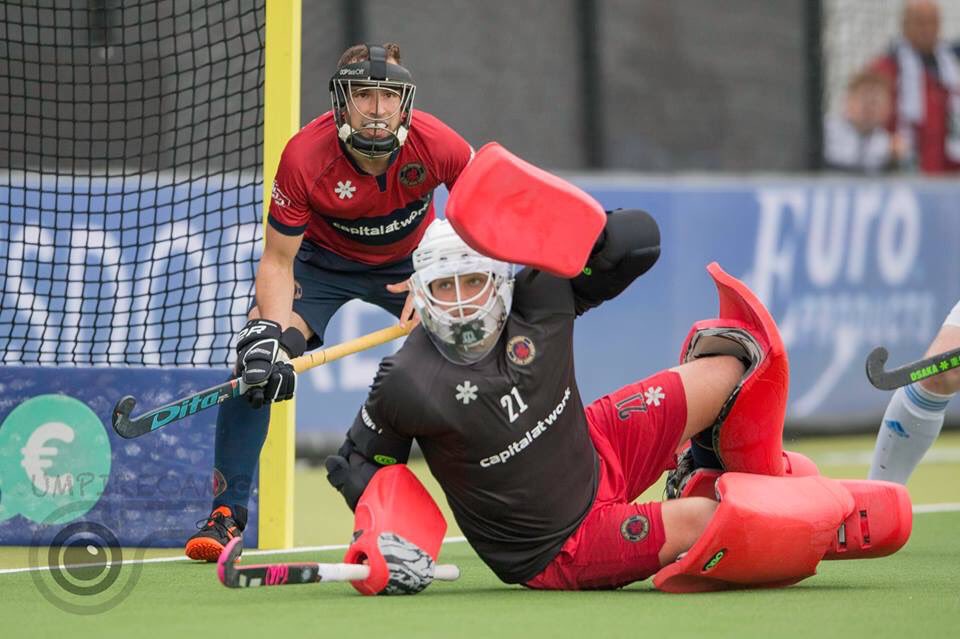 Semifinals coming up. 
#mayday #goaliegruesse #magician #floshow #wolfgangdeutschland #comeonyoureds #forzadragons #eyesontheprize 
<a href="/fihockey/">Clive McMurray</a> <a href="/eurohockeyorg/">EuroHockey</a> <a href="/ehlhockeytv/">Euro Hockey League</a> @self_pass <a href="/scorrdhockey/">Scorrd</a> @obogoalkeepers <a href="/y1hockey/">Y1 Hockey</a> <a href="/gribbidcom/">gribbid</a> @noccobenelux 📸 @umpirecam