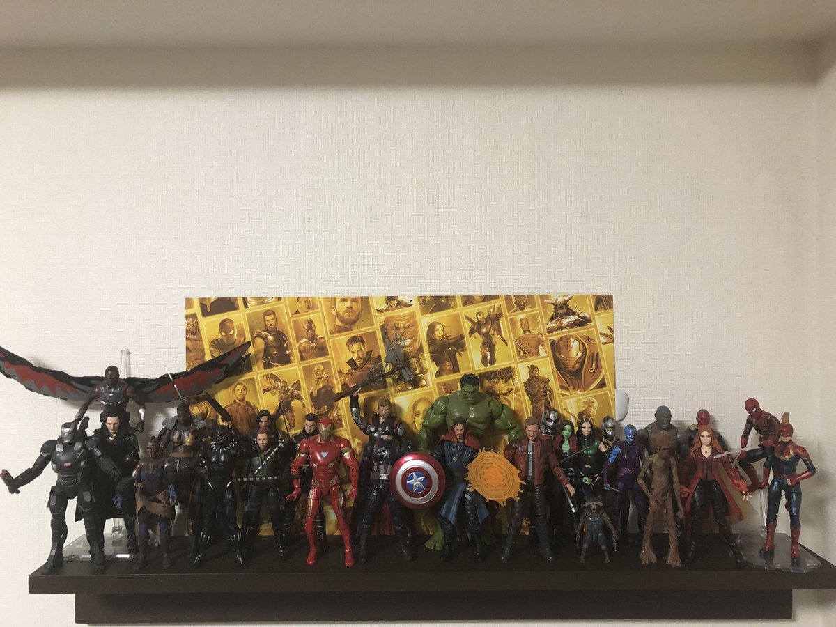 Marvelcaptain2's tweet photo. 平成最後のオモ写です。
アベンジャーズ アッセンブル！
平成の時代にマーベルに
出会えて本当に感謝感謝です。

令和も宜しくお願い致します
m(_ _)m

#マーベルレジェンド
#ありがとうアベンジャーズ 
#ありがとう平成
#avengers https://t.co/gOmjWVIdbq