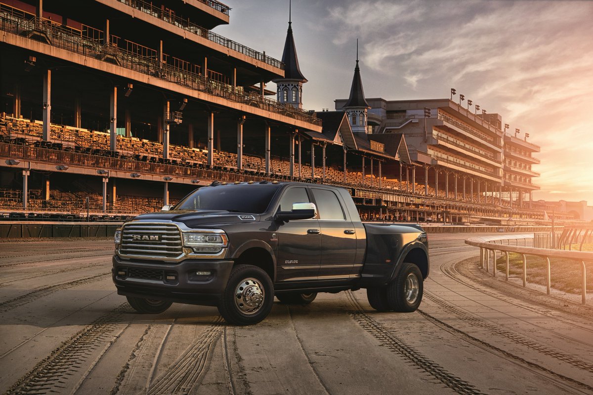 StellantisNA's tweet image. .@RamTrucks is off to the races as the exclusive automotive partner of the 145th @KentuckyDerby, showcasing the 2019 #RamHD Kentucky Derby edition. #RamDerby prn.to/2GRAbyI