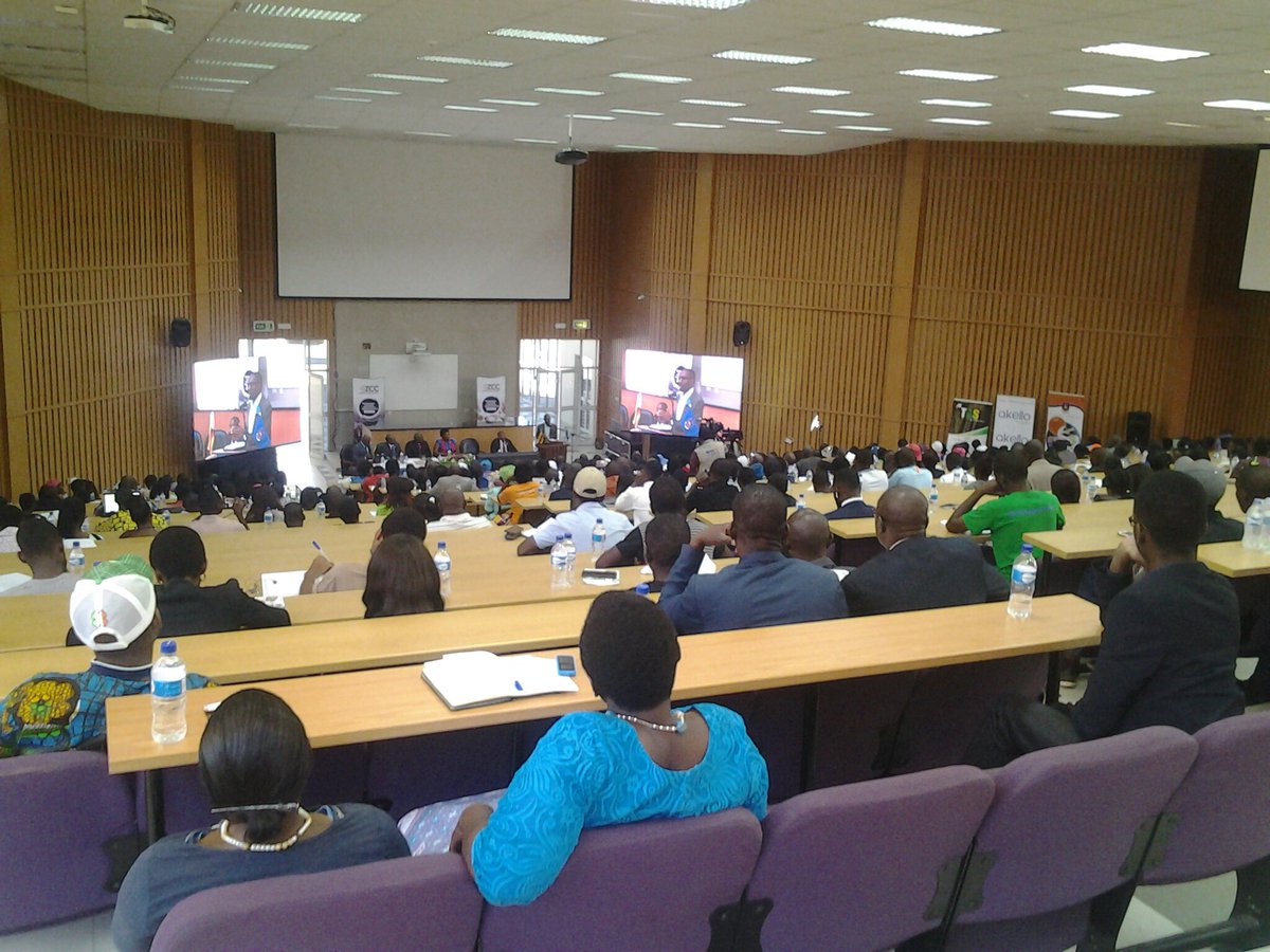 AcademicSpace's tweet photo. It was the students, youths who fought for this country but soon after independence their are the ones neglected @MutasaPeter
@YetTrust @zccinzim #ChampioningAcademicFreedom #WeAreTheSpace #SAFRAM #WAOA https://t.co/EFn9qnOQlx