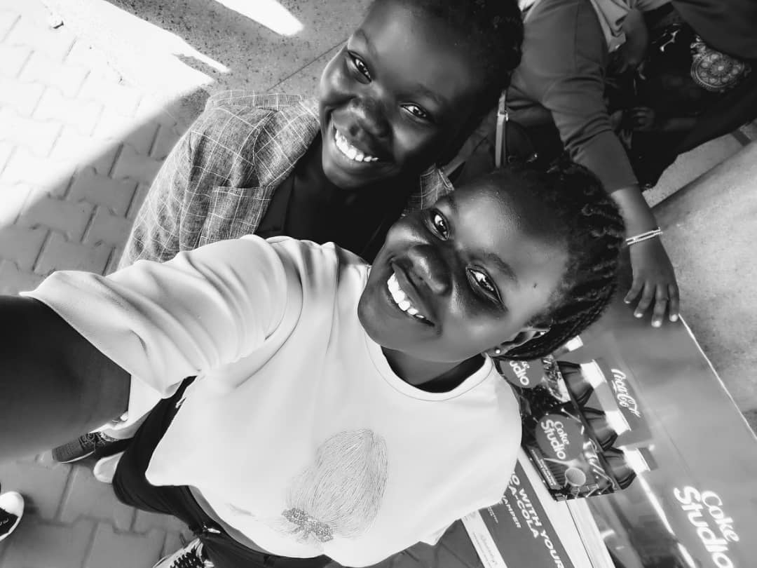 imo_unusual's tweet photo. Two favorite souls💖 https://t.co/MTjhR2fin1
