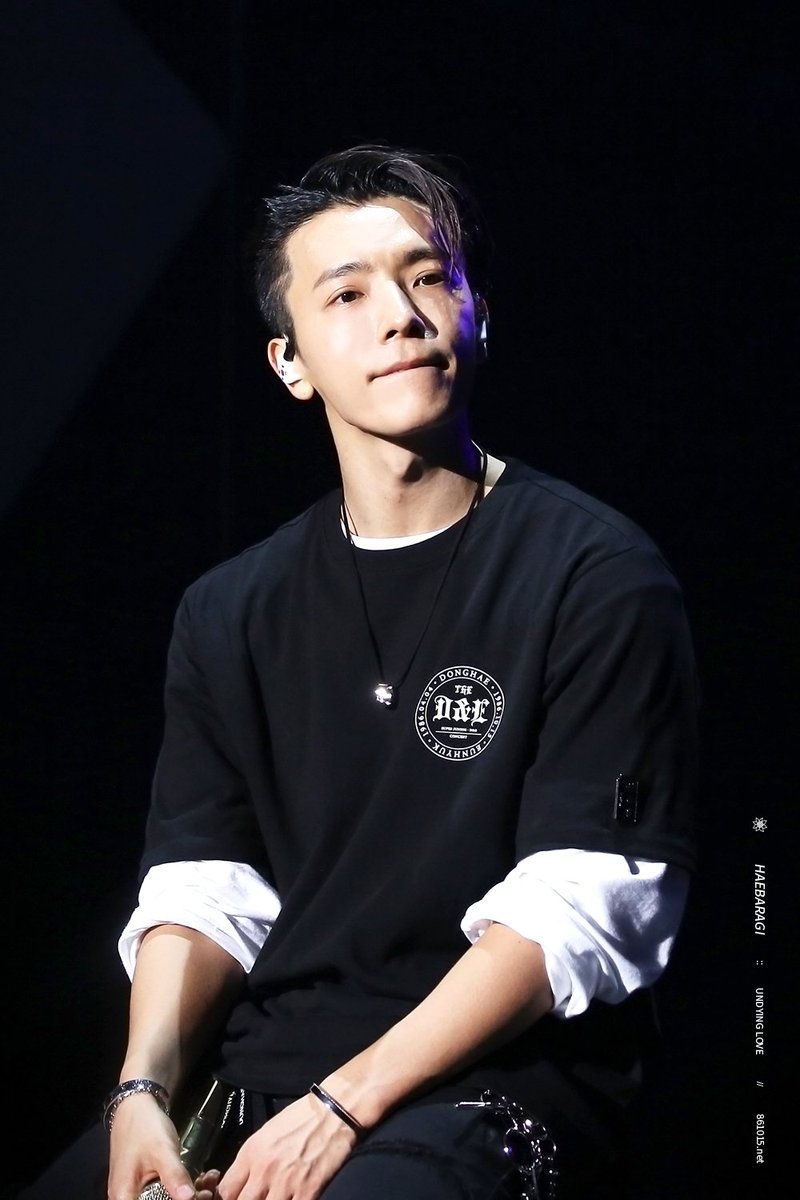 HAEBARAGI_1015's tweet photo. 🥰잘생김+귀여움=이동해🥰
#DONGHAE #THEDnE https://t.co/8KUr1MsiIc