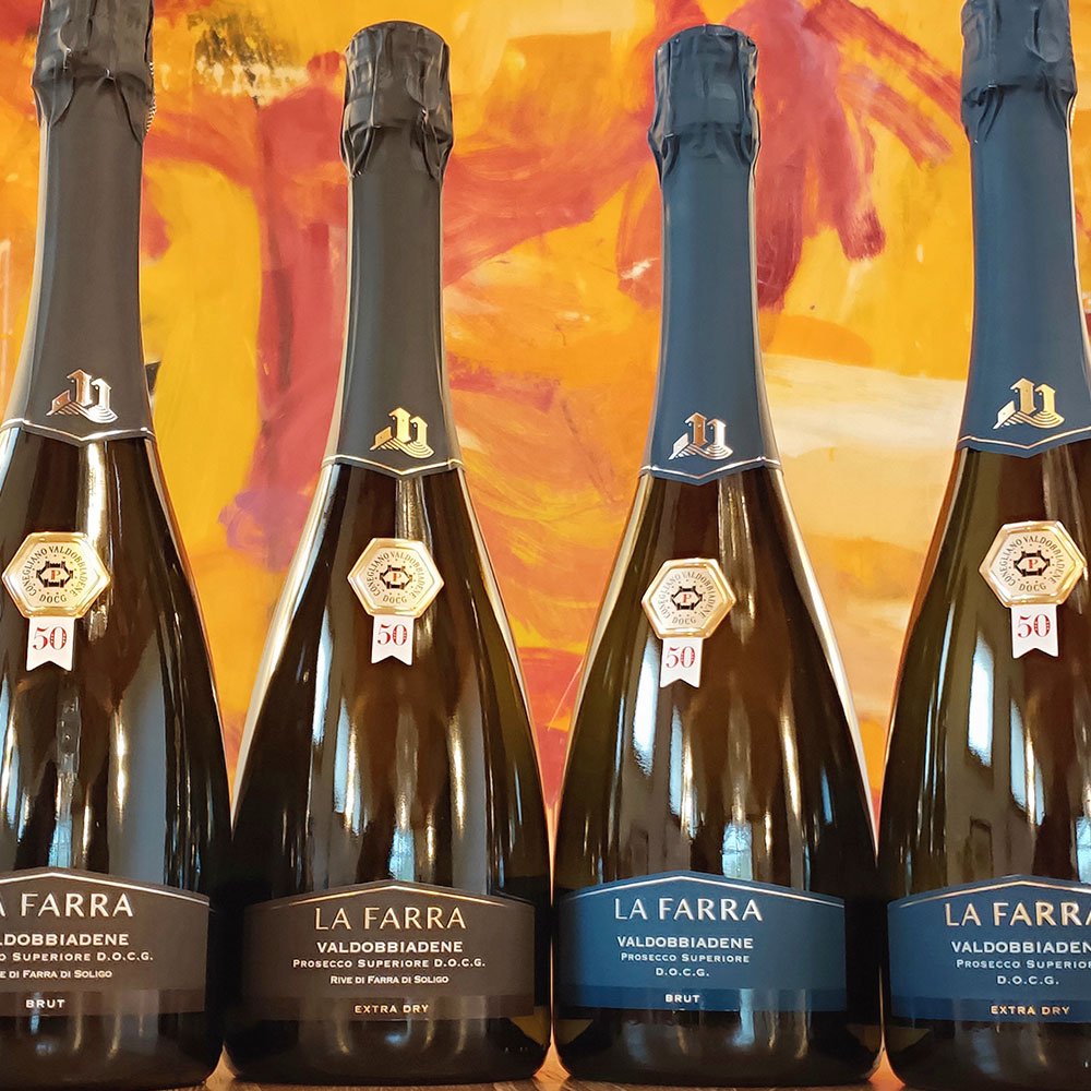 lafarraprosecco's tweet photo. La Farra partecipa alla celebrazione dei #Cinquant’anni di #Tutela della denominazione #ConeglianoValdobbiadene #Prosecco #DOCG (1969-2019) apponendo sulle proprie #bottiglie l’apposito #logo realizzato dal #Consorzio di Tutela.
https://t.co/srEM9HqCrU https://t.co/pPCJjrvmev