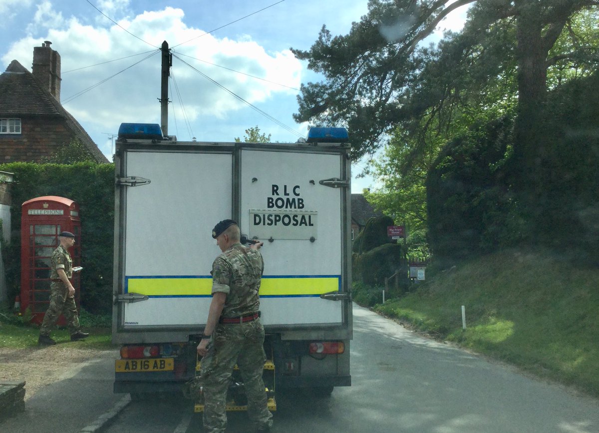 Just your average #westhoathly afternoon... #whenyourneighbourfindsthatww2shelltheyvebeenlookingfor #WW2 #bombdisposal #sussex #EastGrinstead #MondayMotivation