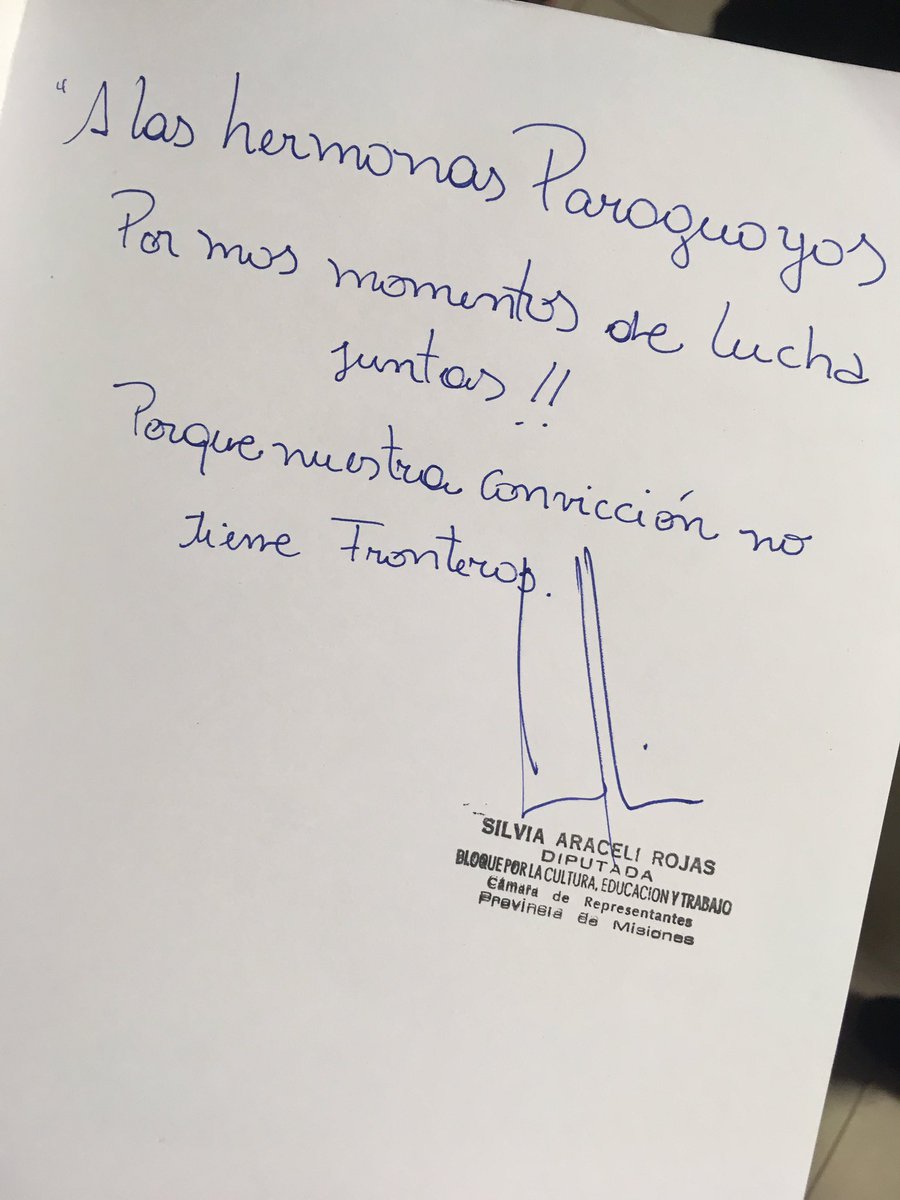 RedDeMujerespy's tweet photo. Cruzamos el río y presentamos la experiencia de la Red de Mujeres del Sur en un conversatorio sobre Paridad Democrática en #Posadas Argentina 👭👭👏
¡Gracias por el apoyo a la Diputada Provincial @SilviaRojasMnes y a su equipo, que coordinaron la organización de la actividad! https://t.co/iSmKqMw50X