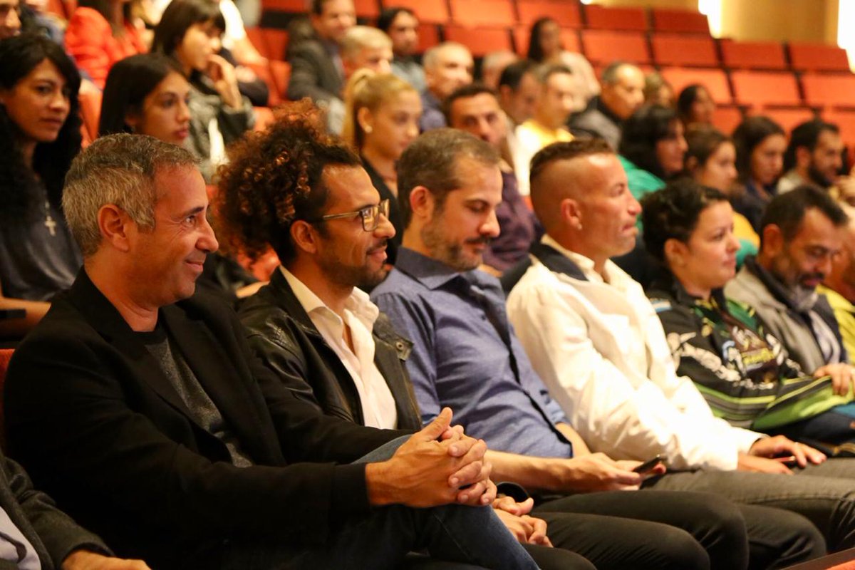 DeportesBA's tweet photo. En la Sede de Gobierno de la Ciudad, se lleva a cabo una nueva conferencia de lanzamiento de la #MillaUrbanaBA junto a grandes atletas y dirigentes de las federaciones de atletismo de Sudamérica. 
#BACiudadActiva https://t.co/LjDw551DQh