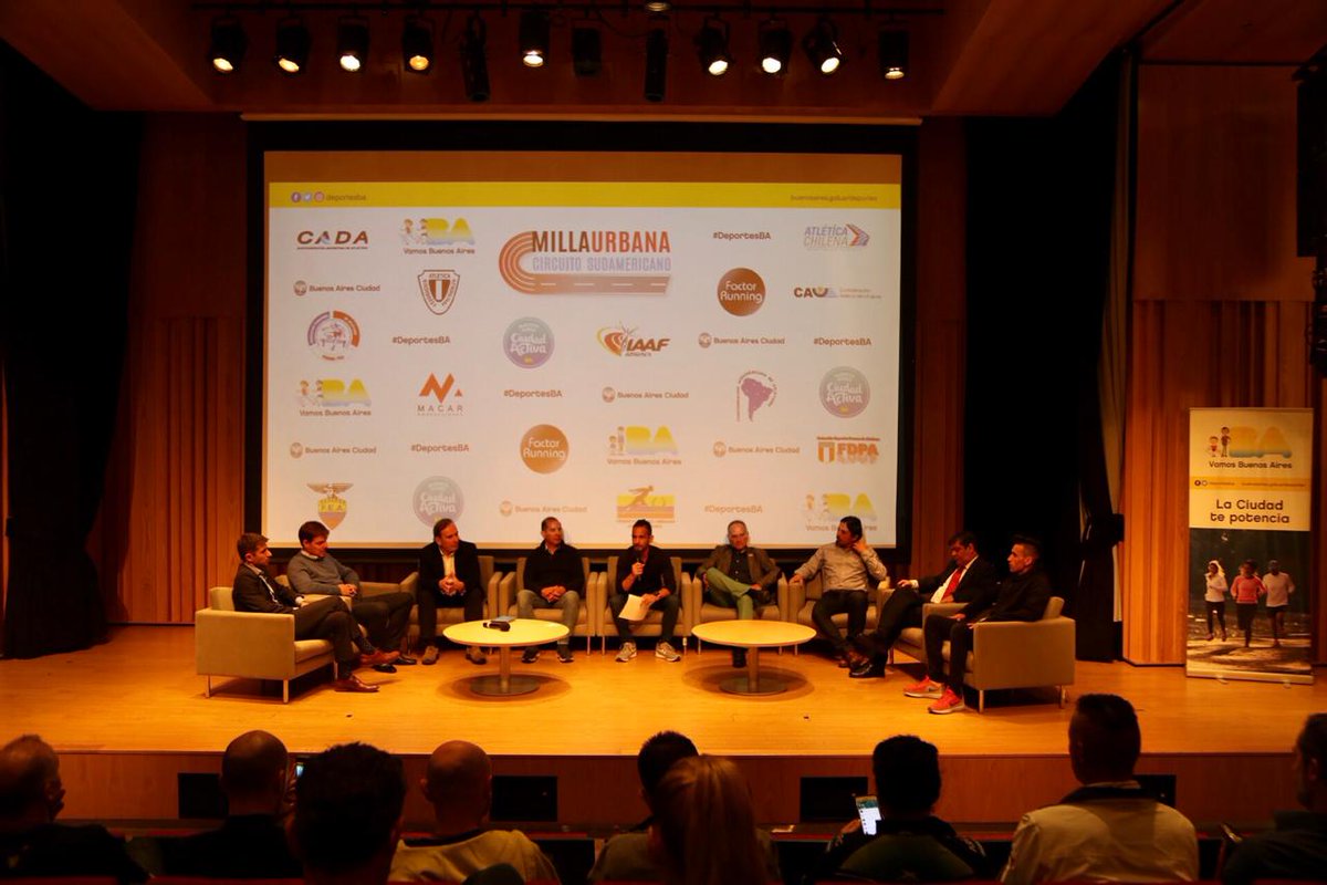 DeportesBA's tweet photo. En la Sede de Gobierno de la Ciudad, se lleva a cabo una nueva conferencia de lanzamiento de la #MillaUrbanaBA junto a grandes atletas y dirigentes de las federaciones de atletismo de Sudamérica. 
#BACiudadActiva https://t.co/LjDw551DQh