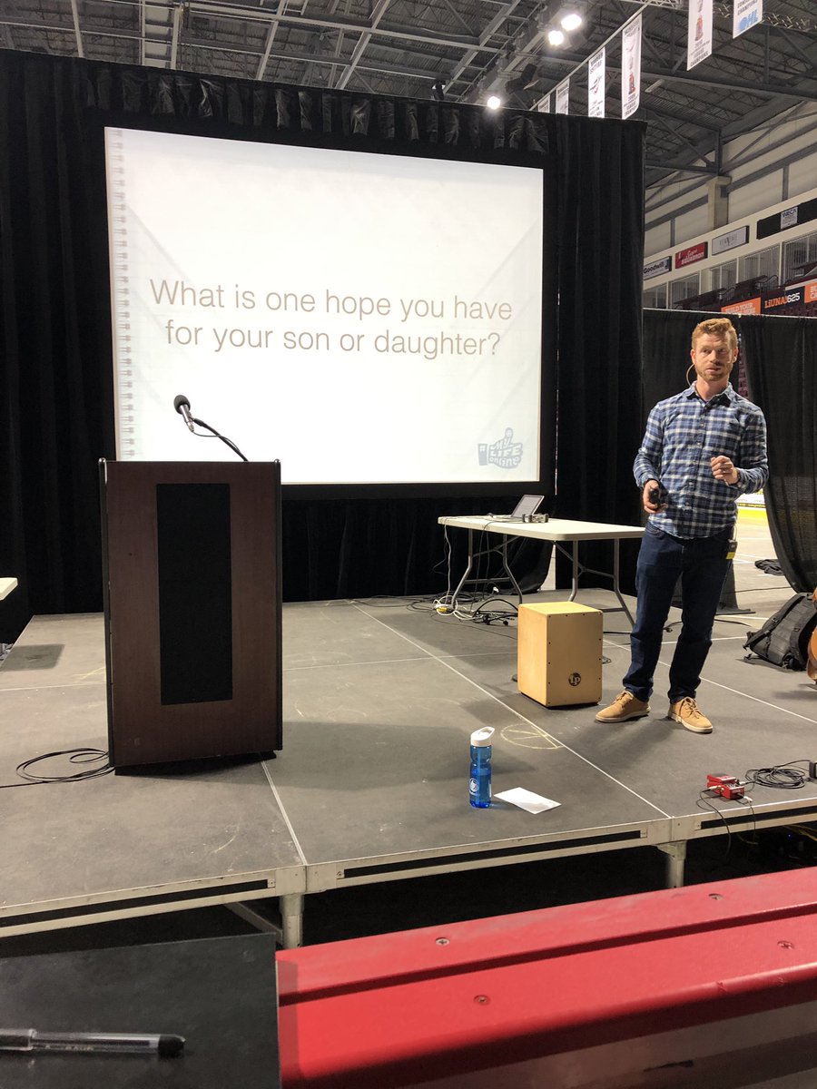 cmills_gecdsb's tweet photo. Blake Fly now speaking with a very engaged parent group! What hopes do you have for your children? #GECDSBSSTRIVE https://t.co/SDRMgzcy2F