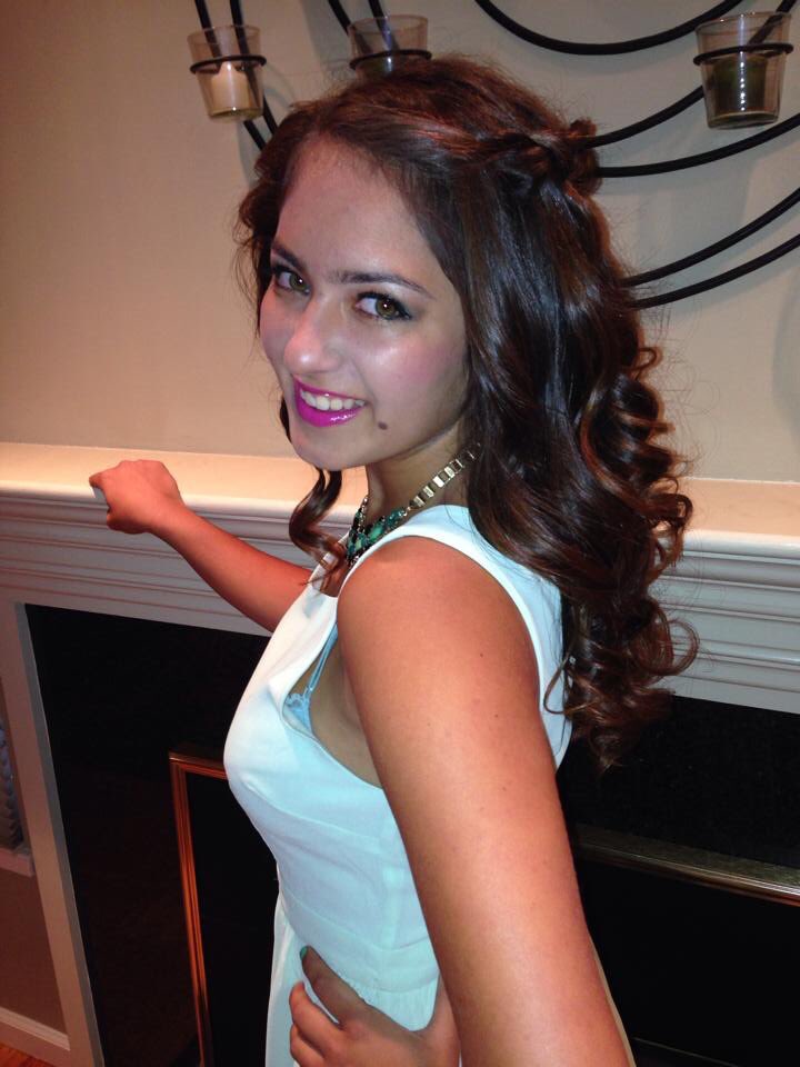 LocksByRocks's tweet photo. 🦋#LocksByRocks #FormalHair #HomecomingHair #SpecialEventHair #HairArtistry #LongCurls #LongHair #LongHairstyles #Hairstyles #InstaHair #InstaHairstyle #HairFashion  #Braid #BraidStyles #BraidedHairstyles #Braided #BraidedHair #WaterfallBraid https://t.co/SIJdhQx0rl