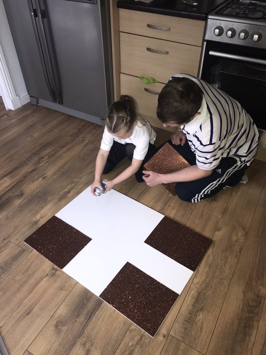 jacquij48820152's tweet photo. @P2and1DMorayPS Lucia loved making her 3D model. She chose to do Hansel and Gretel 🏠 https://t.co/t505tkkPyc