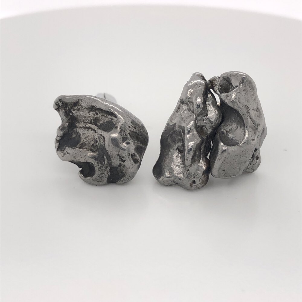 Meteorite Cufflinks #deBellaFineGems #JewelryArt #Carats #meteorite