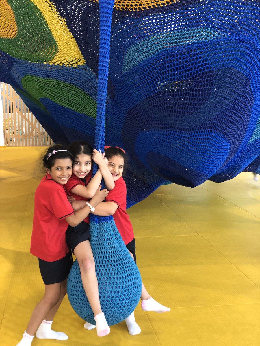 InquiryWithCT's tweet photo. What an incredible day at Oli Oli Science Museum! Students had the opportunity to apply their knowledge of force when participating in various STEAM activities. #WeLoveThirdGrade #OICSnewsletter #STEAM @MsYasminsLab https://t.co/s3oz8Uk0Yx