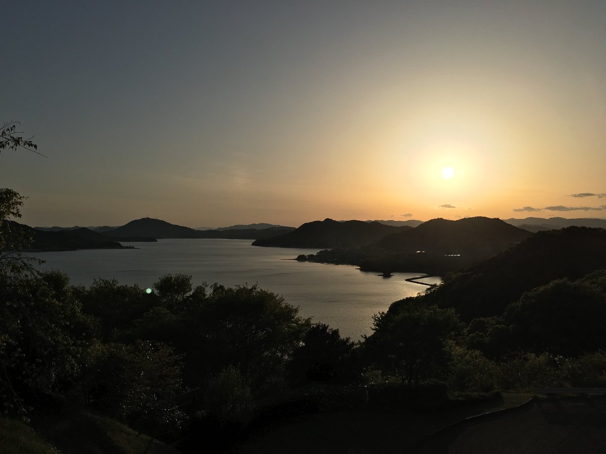 mshkna's tweet photo. 平成最後は広島で過ごしました。
令和では、平成で培ったもの生かして、新しい時代を創る一員として頑張って行きたいと思います。 https://t.co/1cheHRwMRu