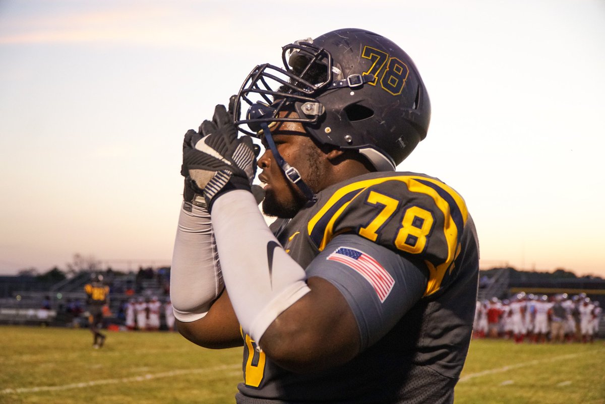 whcs_tigers's tweet image. Congratulations to WHHS Grad and former O-Lineman #78, Tairiq Stewart @BigRiqq for being recruited to play for the Volunteers, Tennessee Football a D1 School! Since graduating, Tairiq has been playing 🏈 for ASA College in New York, a Junior College (JUCO) #TigerPride #WHCSDWay