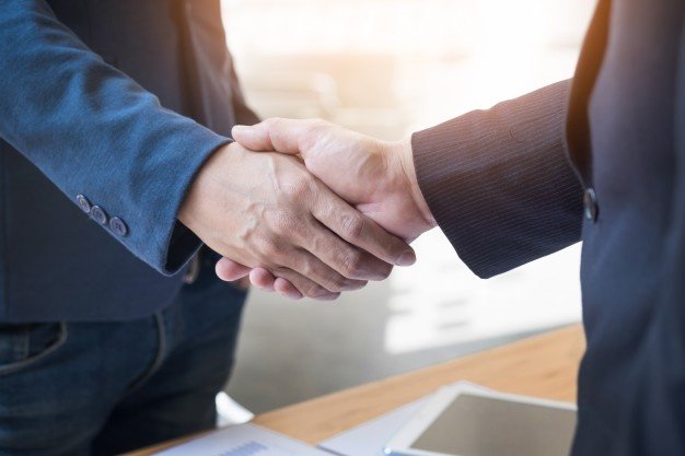 Diligentiam2's tweet photo. Positive partnerships and relationships are essential in business. Build a successful partnership by following these 4 steps: https://t.co/wWYwYwdU6p. #Diligentiam #Risk #Assessment https://t.co/Zd1y6NgED6