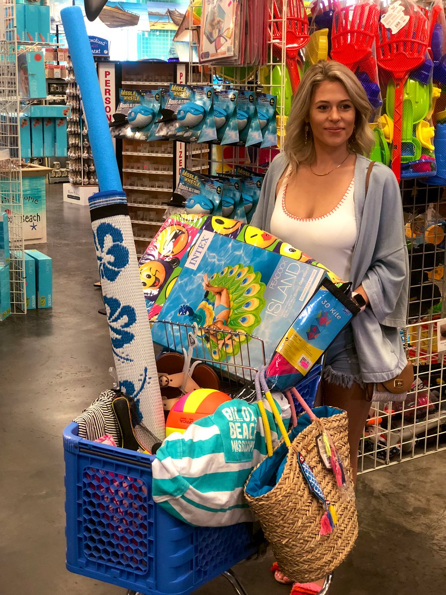 JerikasShowcase's tweet photo. New beach attire and every accessory you can name in one place?        SHARKHEADS 
Check out the new video on Our Facebook! #shoplocal #biloxibeach #sharkheads #beachday #season4 https://t.co/dktYAUf4Ha