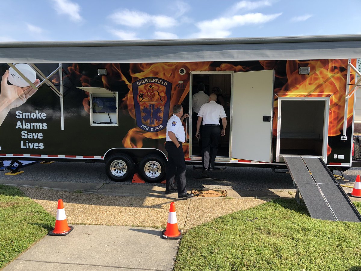 CFEMSPIO's tweet photo. Showing members of our leadership team the new Fire and Life Safety Trailer. We use this to educate our community on 🔥safety and emergency preparedness for ⛈💨❄️ events. It uses theatrical smoke to teach how to #StayLowandGo to get out of your home in the event of a 🔥#Besafe https://t.co/8e4FnR6f5q