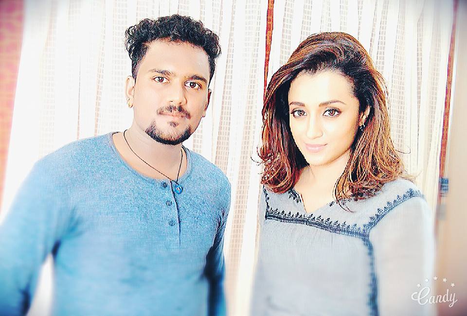 D5aPul_UUAEydip?format=jpg&name=medium