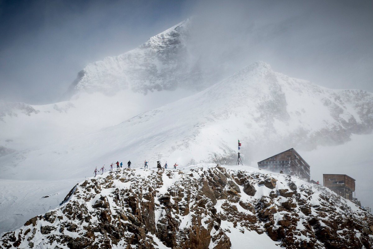 LaGrandeCourse tweet media