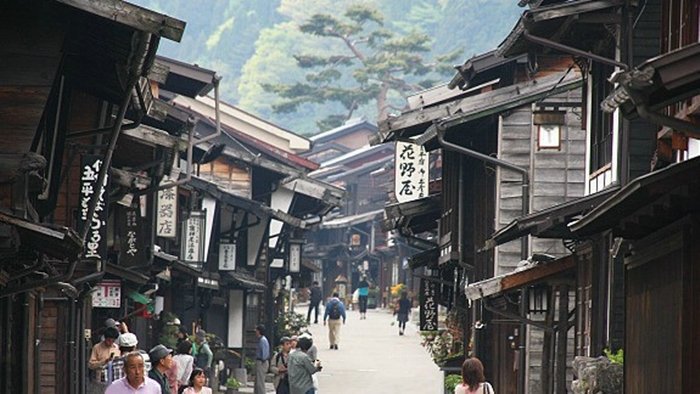 Traditional architecture in Japan, which has an intricate details, deep cultural memory and exquisite craft tradition, is instead rejected in favor of bland corporate architecture. Nothing of the architecture today communicates anything of that deep wonderful culture./4