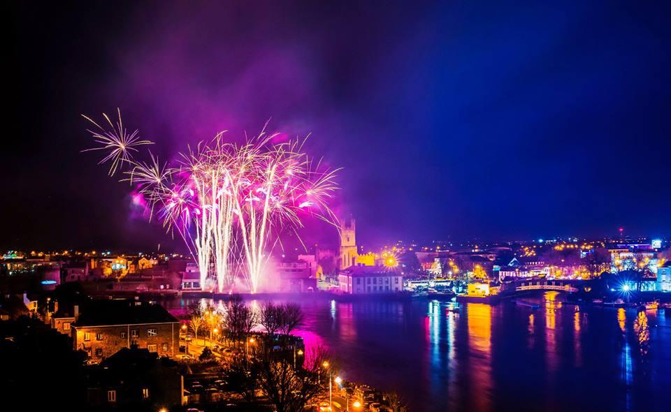 If you are looking for something to do this weekend then head to #LimerickCity for #Riverfest2019....there is something for everyone there and all activities are based around the might #RiverShannon #maybankholiday #ILoveLimerick #LovinLimerick