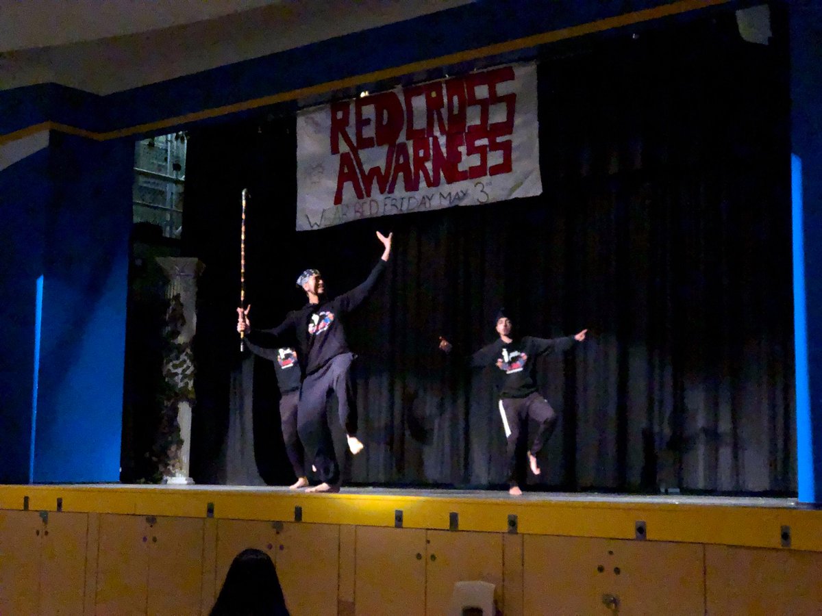 Amazing dance performance taking place right now at #GRCI caf to celebrate #SikhAwarenessMonth @GrandRiverSAC @jooshnawabi