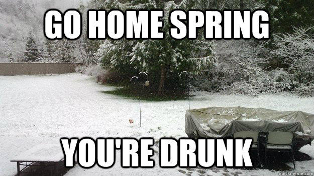 Where is the nice Spring weather?! April in Colorado is all over the place, but the North Side Tavern remains Consistent! Come in ALL DAY for a $7.99 Cheapskate Cheeseburger and Fries! Pair it with a Coors Light for only $2.75! 🍔 Happy Hour starts at 3pm and goes ALL NIGHT! 🥂🍻
