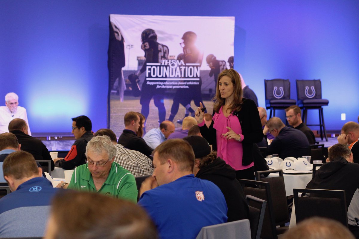 ISOInitiative's tweet photo. If we only talk about the goal of winning—or uniforms, transportation schedules, practice times—if we only talk about that, what are our parents going to be centered on?
We have to talk about our *purpose* and we have to keep it front and center.
Jody Redman #InSideOutIN https://t.co/zDf2mihFeR