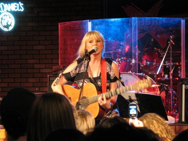 Happy birthday to Grande Prairie\s own Carolyn Dawn Johnson ( Image cred:  