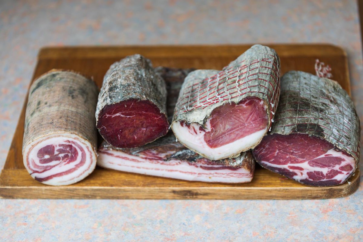 Calling all cured meats lovers to <a href="/HamParadeMarket/">HamParadeMarket</a> on Saturday 10-2pm and <a href="/KewMarket/">Kew Village Market</a> on Sunday 10-2pm for some locally produced delicious British charcuterie !!!