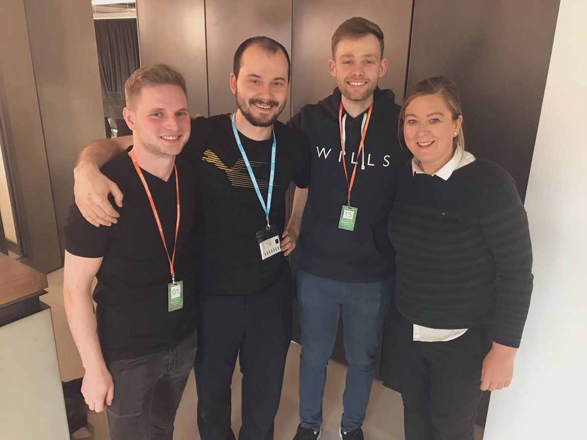 TweetnEatDublin's tweet photo. What a super enjoyable afternoon @TwitterDublin with Darren from @Silverskin_ teaching us our inner barista skills #BaristaCoffee #LatteArt #ArtofCoffeeMaking #PracticeMakesPerfect https://t.co/nayvzACsVD