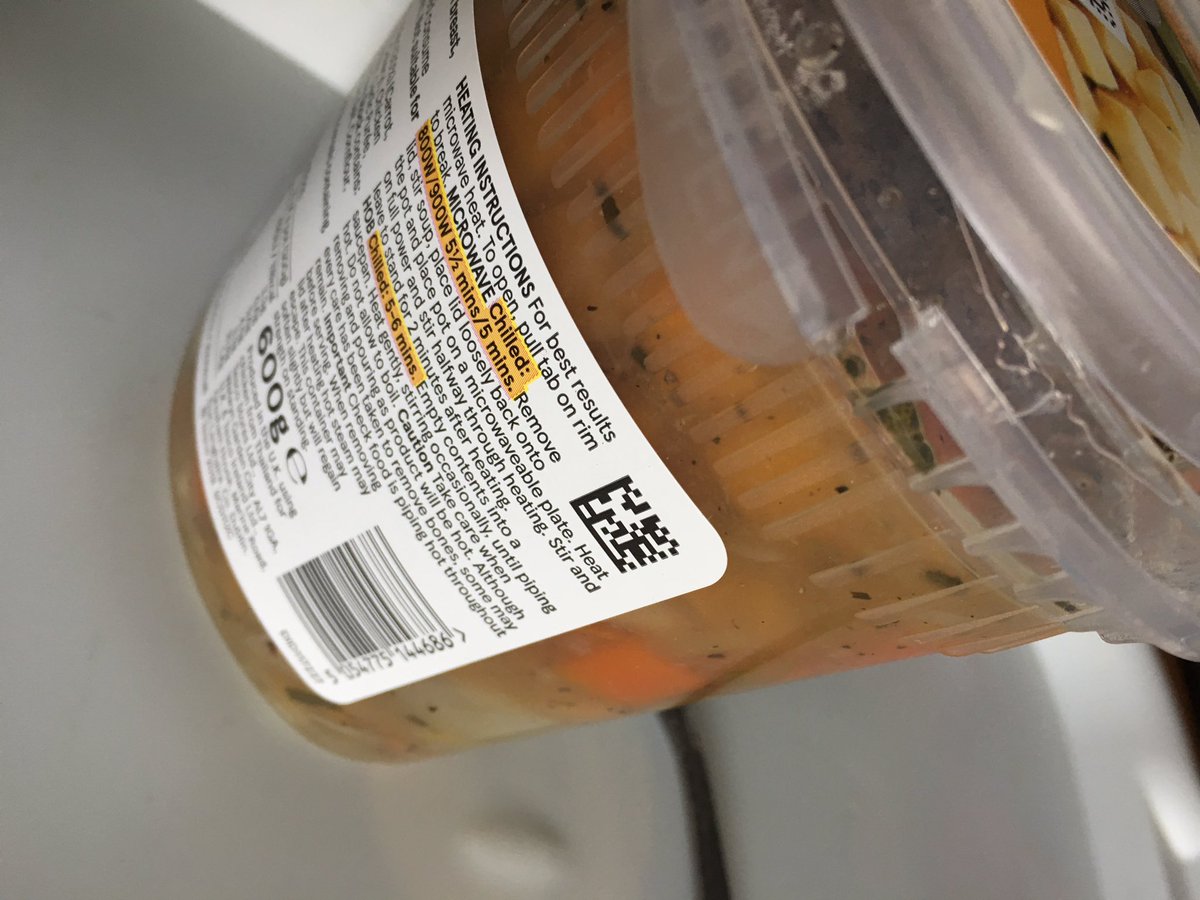 NevettaW's tweet photo. @Tesco when your chicken vegetable soup contains no chicken 😥 https://t.co/mEiQXsDakf