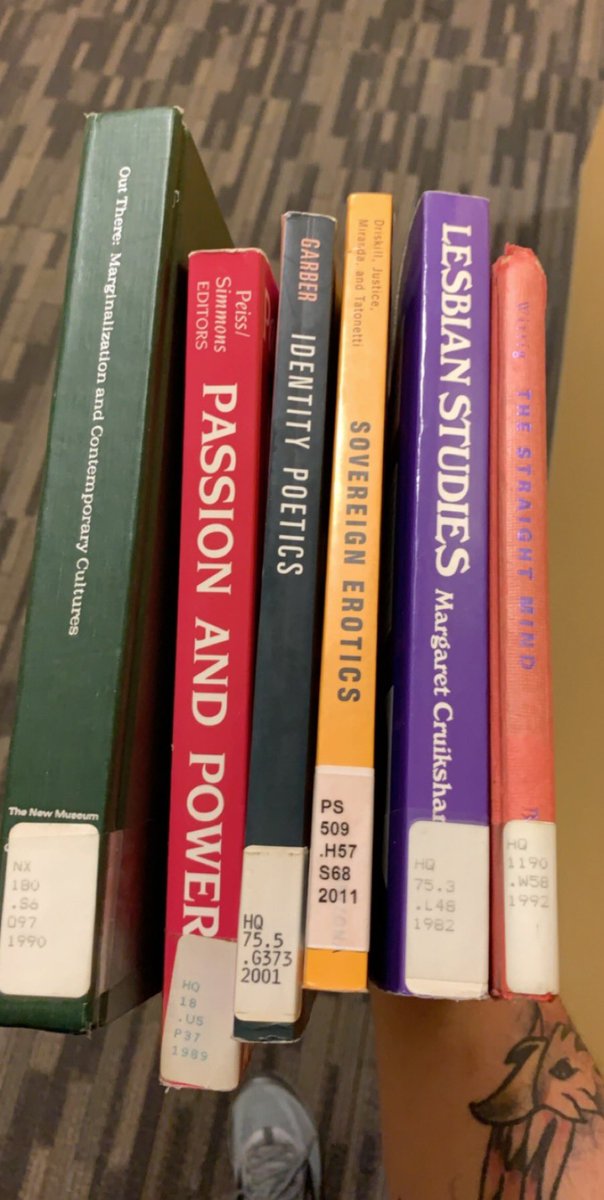 xAzNxPERSUAzNx's tweet photo. When returning all your #research materials from #LI204 ~ and the librarian asks “you know you have 11 items checked out” ~ oh ~ they’re coming =P #litnerd #lesbian studies ~ #queerlib ~ all the fun and #knowledge https://t.co/4o0dpP5dT3