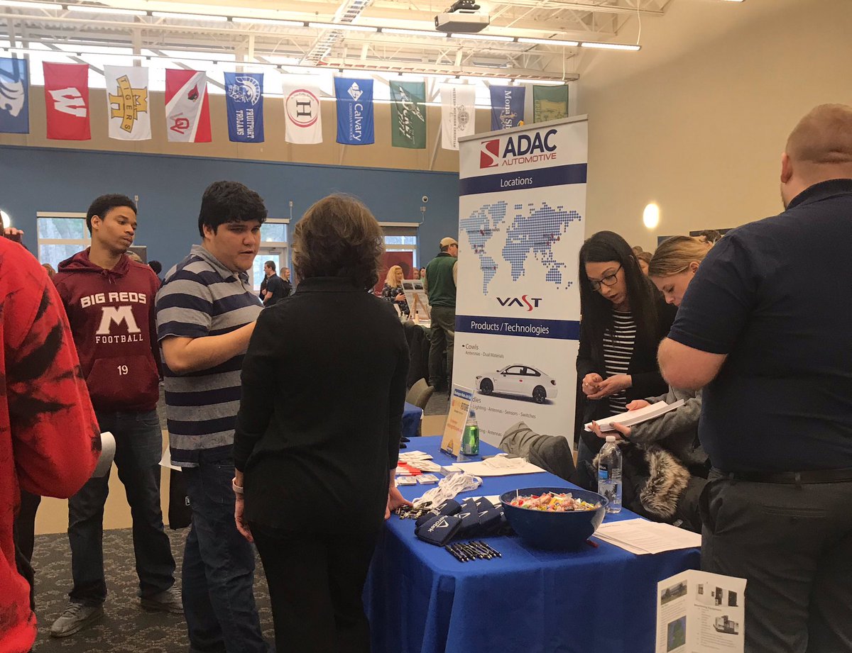 lisahungerford's tweet photo. 375 Muskegon county seniors attended todayβs Muskegon Made job fair and connected with over 40 employers ready to hire! #MuskegonMade #maisd @randylindquist @jseverson2 https://t.co/AwYKCYKZnv