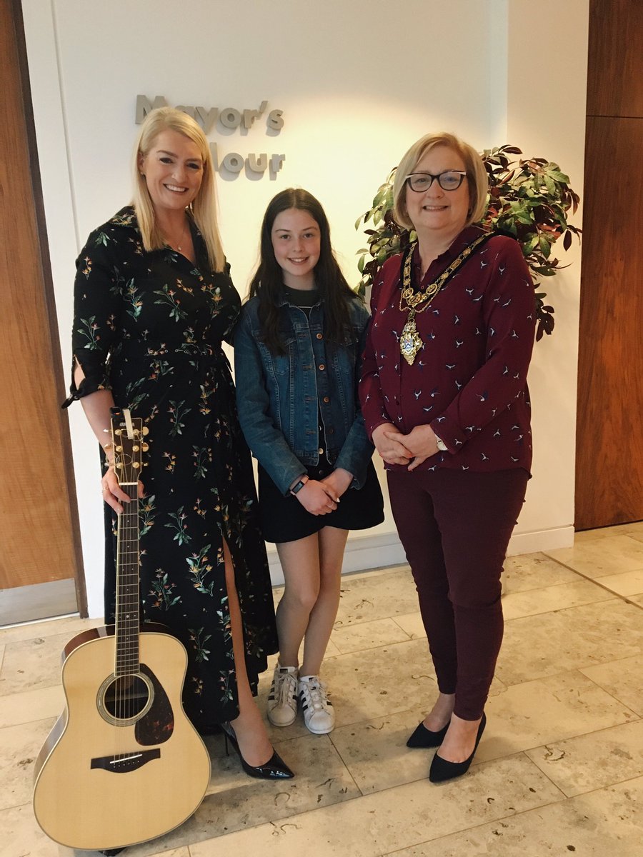 Many thanks to @BrendaMayorCCG and <a href="/CausewayCouncil/">Causeway Council</a> for inviting me &amp; my daughter along for a civic reception last week to mark my recent USA musical adventures. It’s lovely to be acknowledged locally like this &amp; my daughter was very proud which warms my heart. #Thanks again! Ax