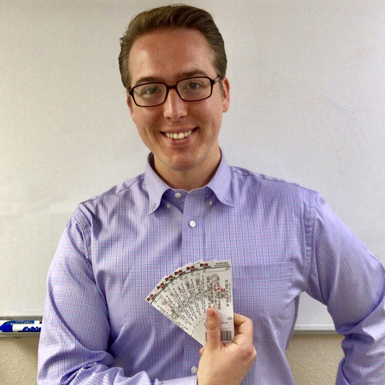 MillsMultiMedia's tweet photo. Don’t forget, I’ll be live-streaming at noon from Fun Town RV on Highway 67. One lucky person will get a pair of tickets to #SpringJam2019 ! https://t.co/wwwSaapCTq