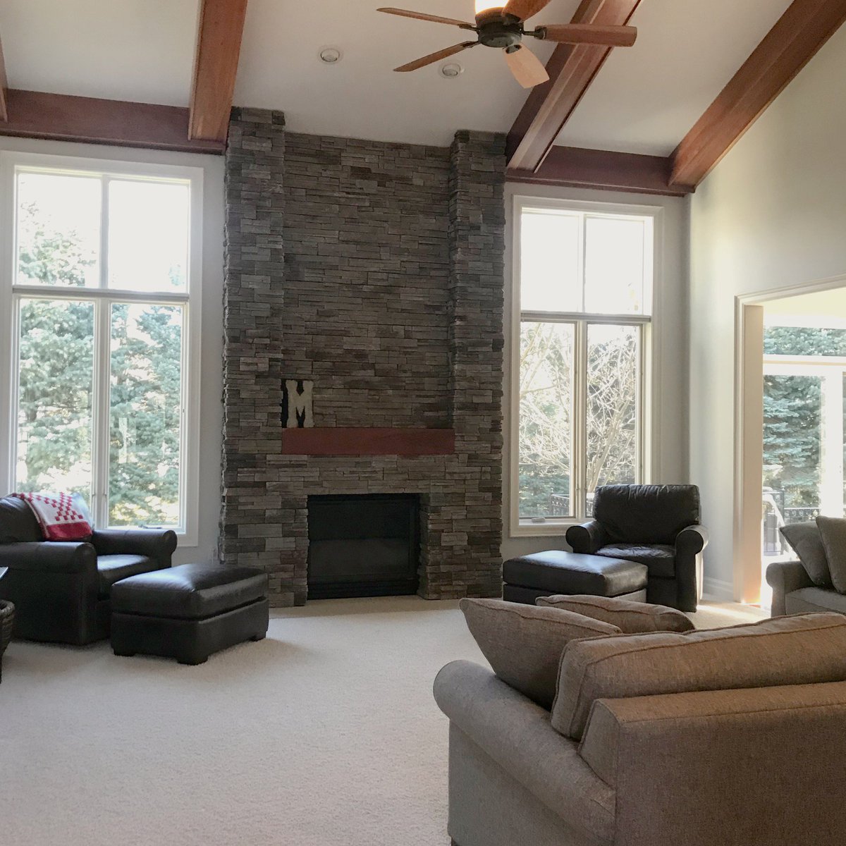 RimaDesignsLLC's tweet photo. Happy #textiletuesday! We took this living room and gave it some life but adding some decorative pillows and curtains. Swipe to see the before ➡️
.
.
.
#interiordesign #curtains #textiles #throwpillows #fireplace #stone https://t.co/YgpIReCNZf