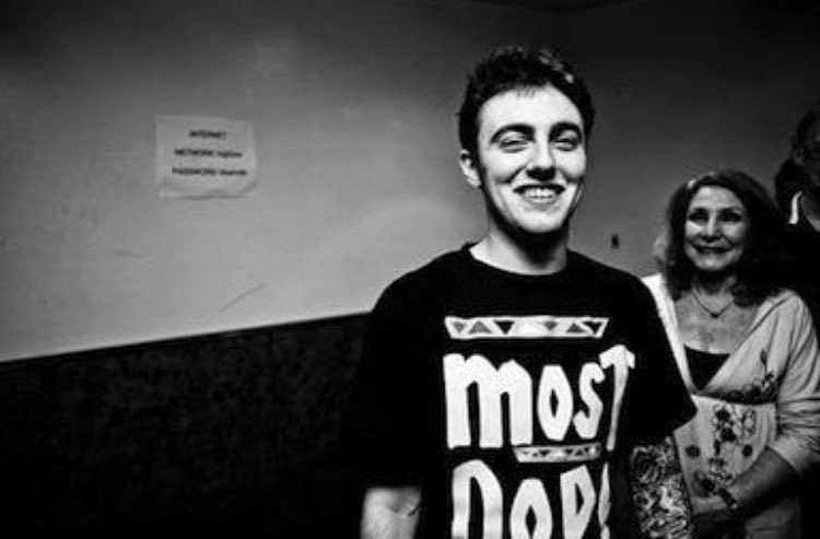 MostDopeMachead's tweet photo. Smile. https://t.co/7uw28gjEql