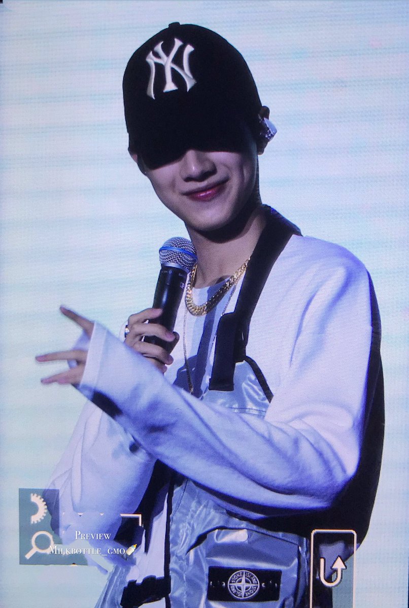 milkbottle_gmo's tweet photo. 190430 Singapore FM
 #LAIKUANLIN #라이관린 #赖冠霖 #LAIKUANLINGoodFeelinginSG

I live for this smile 💕💕💕 https://t.co/Y4RUMQtmcP