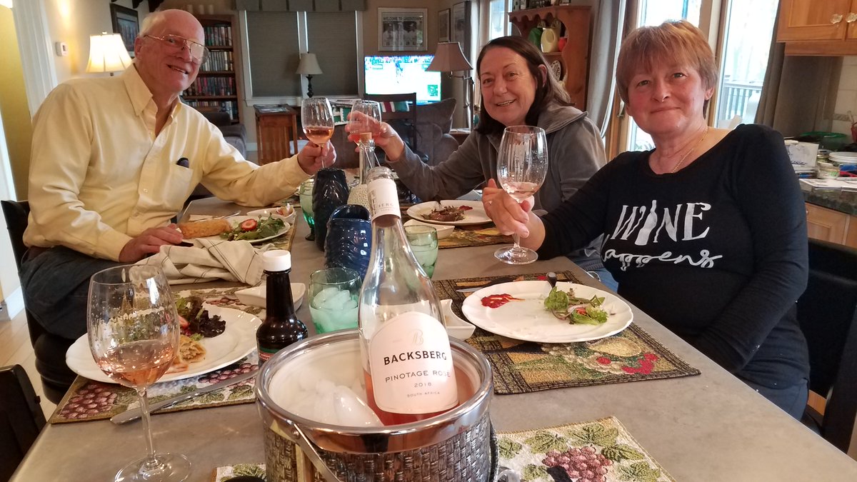 jcampwine1's tweet photo. #ThinkPink this weekend for the Kentucky Derby and beyond!
https://t.co/OMirkB3jSR https://t.co/pRHdC6un2e