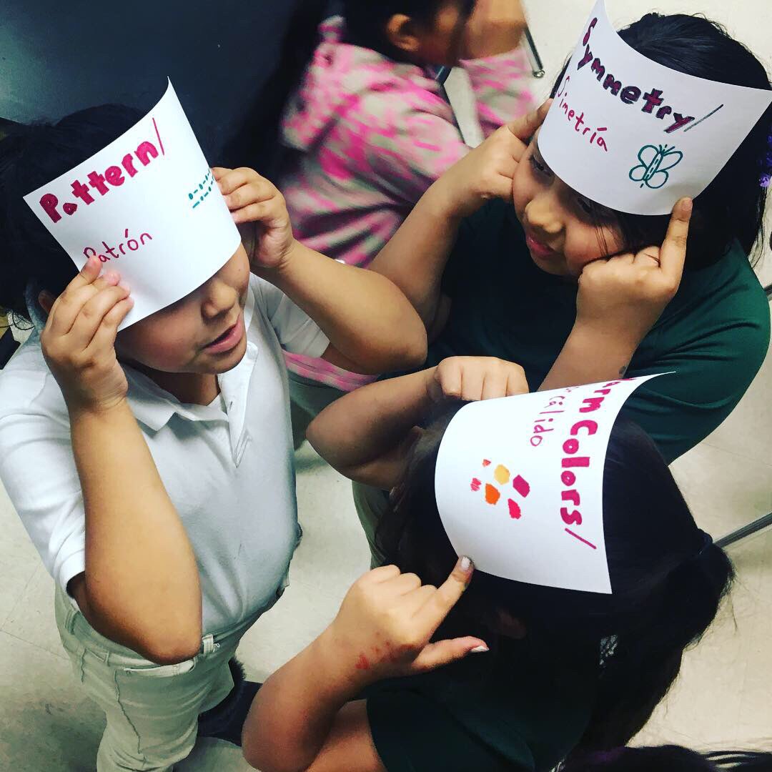 CbeARTstudio's tweet photo. 1st grade playing an artsy and a bit more creative spin on the game “HedBanz”...without the headband and using Art Education vocabulary! #arteducation #elementaryart #principlesofartanddesign #elementaryartvocabulay #artwords #risdartmatters #RISDace https://t.co/uMzcxxz6RE