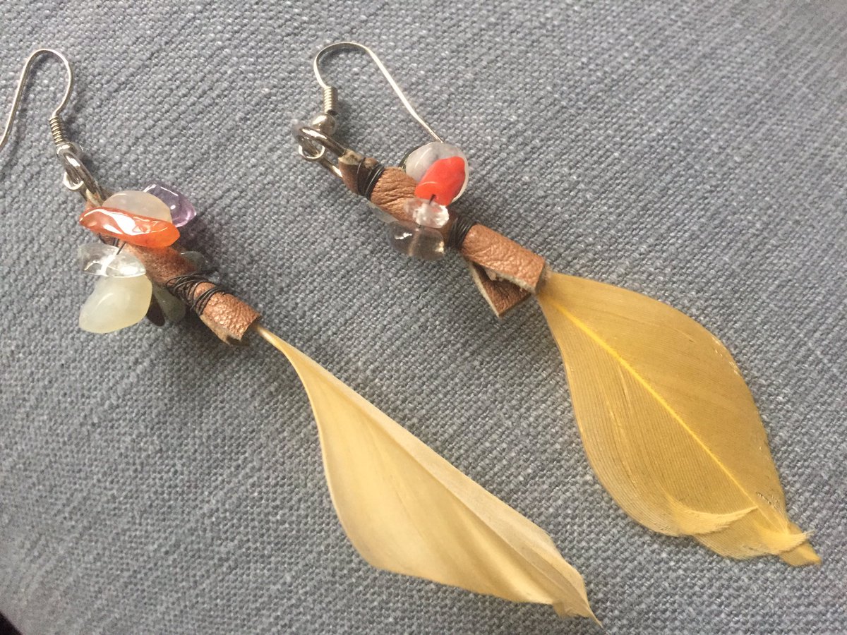 WestOrangeArts's tweet photo. Gifts made with love 4 the Moms we love. Our Mothers Day Gift Boutique will be filled w/ wonderful handmade items 4 sale. 1 of our vendors offers sustainable, wearable art: Triangle Designs llc. Shop w/ us Sat May 4, 12-5pm. 551 Valley Rd, WO. #shoplocal #gogreen #giftideas #wonj https://t.co/Lg3Umu1FSD